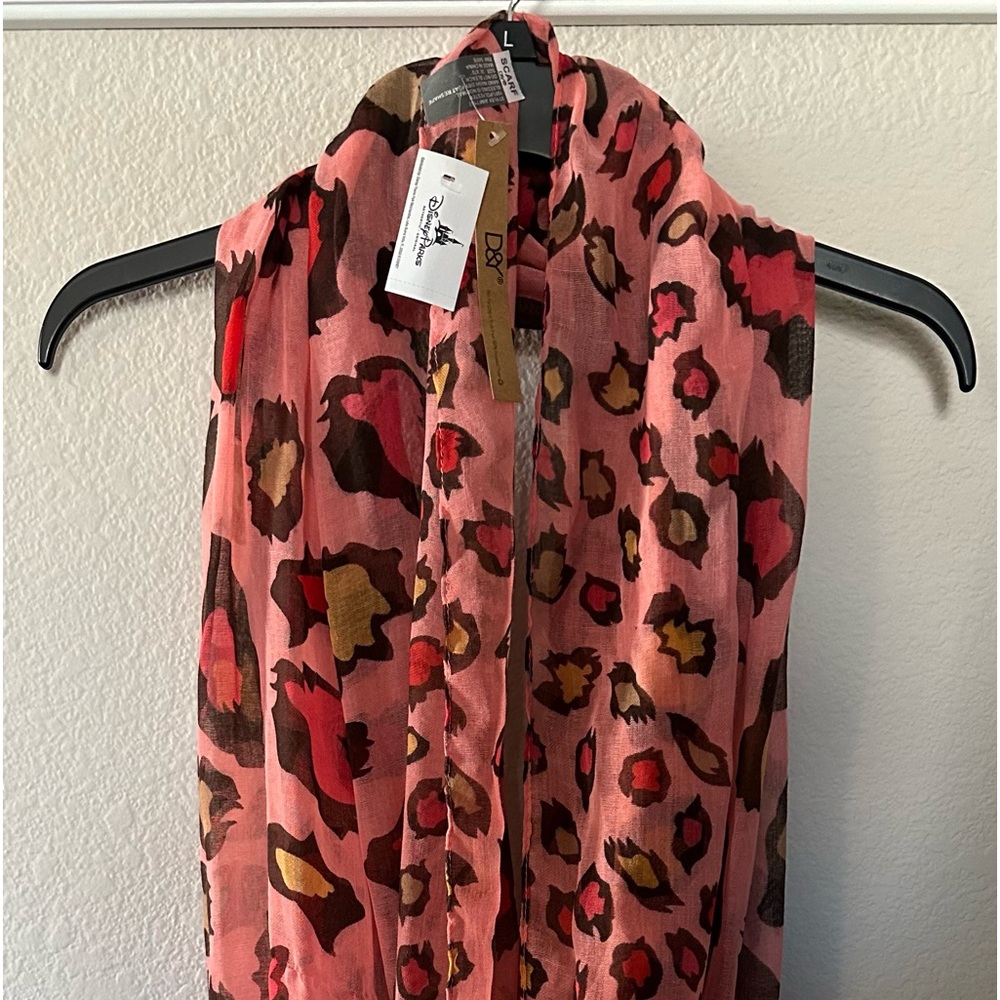 NWT. Disney Parks. D&Y. Infinity Scarf. One size. Salmon/Multi-color.